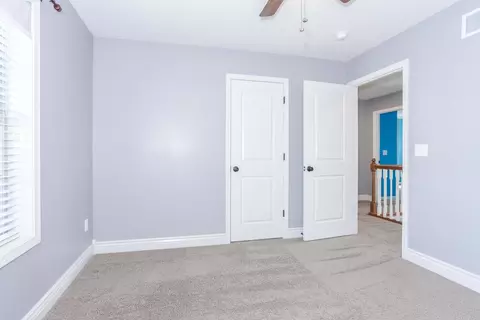 Bedroom - 1309 Kickapoo Creek Rd, Bloomington, IL 61705 photo 5 of 8
