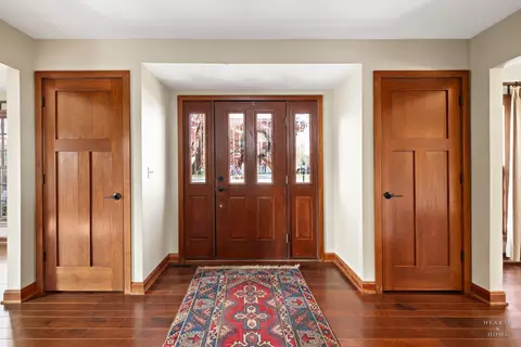 Entry Way - 3 Chestnut Ct, Cary, IL 60013 photo 1 of 3