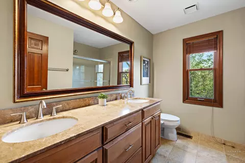 Bath - 3 Chestnut Ct, Cary, IL 60013 photo 4 of 4