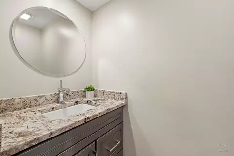 Bath - 3 Chestnut Ct, Cary, IL 60013 photo 1 of 4