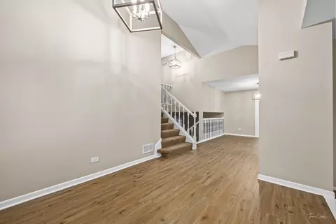 Entry Way - Undisclosed, Crete, IL 60417 photo 2 of 4