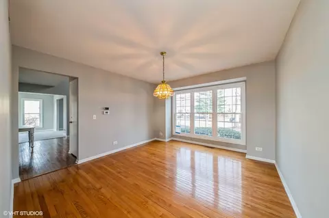 990 Cobblers Crossing Xing, Elgin, IL 60120 photo 11