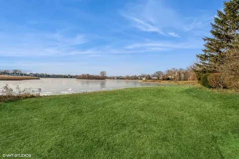 990 Cobblers Crossing Xing, Elgin, IL 60120 photo 26
