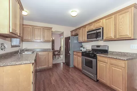 703 Malcolm Ln, West Dundee, IL 60118 photo 7