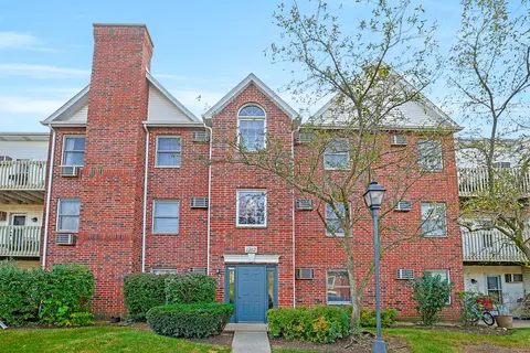 1382 Cunat Ct #2D, Lake In The Hills, IL 60156