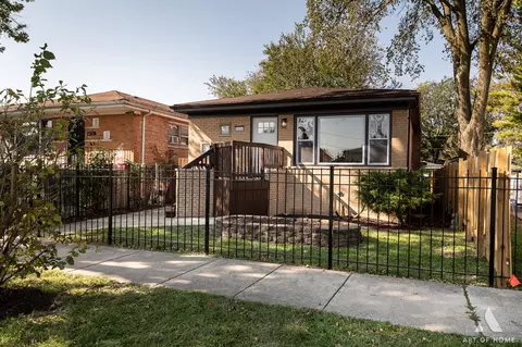 9934 S Perry Ave, Chicago, IL 60628
