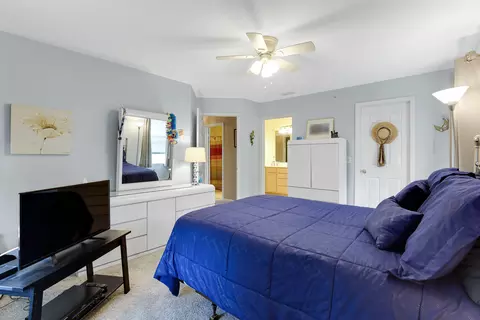 681 River Mill Pkwy, Wheeling, IL 60090 photo 13