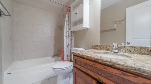 2878 E 94th St, Chicago, IL 60617 photo 30