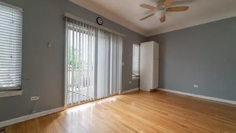 2878 E 94th St, Chicago, IL 60617 photo 8