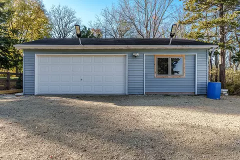 10182 Hamborg Rd, Roscoe, IL 61073 photo 5