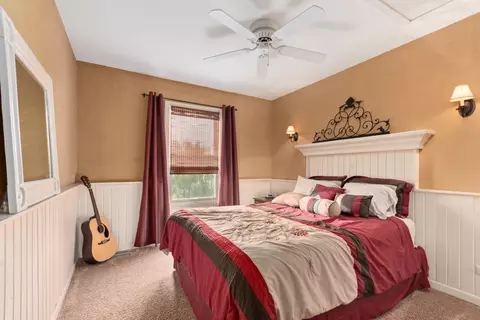 2425 Glenford Dr, Aurora, IL 60502 photo 17