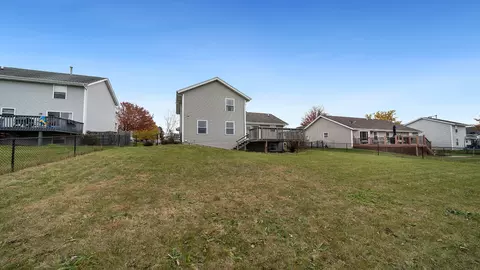 802 Old Hunter Run, Byron, IL 61010 photo 31