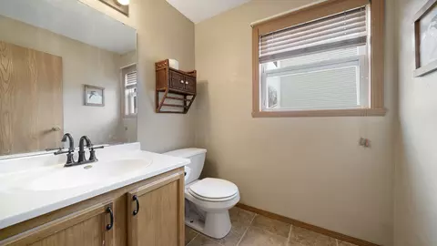 802 Old Hunter Run, Byron, IL 61010 photo 15