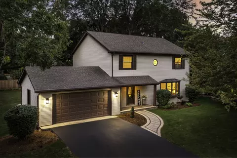 1420 Brush Hill Cir, Naperville, IL 60540