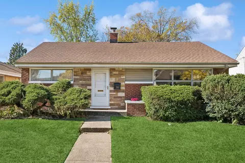 7850 Oconto Ave, Niles, IL 60714