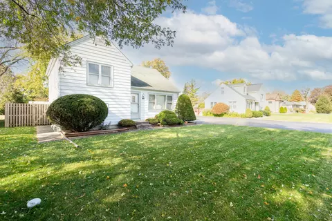 Exterior - 7724 S Thomas Ave, Bridgeview, IL 60455 photo 4 of 12