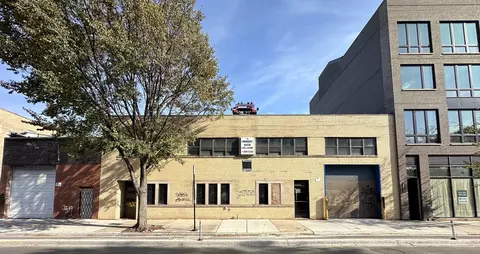 1887 N Milwaukee Ave, Chicago, IL 60647