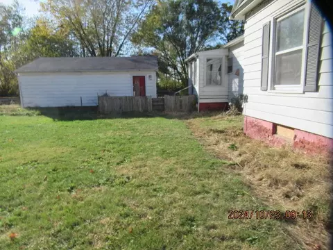 240 S Orange St, Ludlow, IL 60949 photo 9