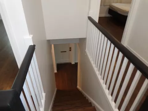 Entry Way - 115 Fellows Ct, Elmhurst, IL 60126 photo 2 of 3