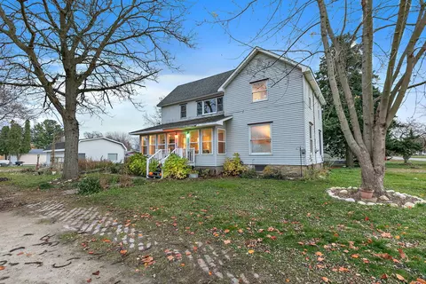 201 E Washington St, Malta, IL 60150 photo 2