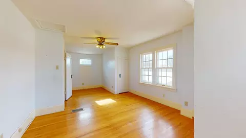 Bedroom - 1209 W Daniel St, Champaign, IL 61821 photo 4 of 6