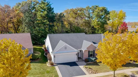 12375 Lilly Ln, Huntley, IL 60142