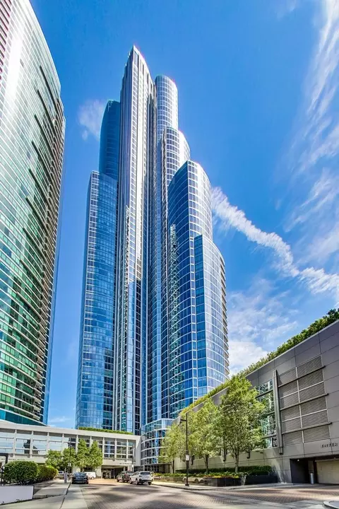1211 S Prairie Ave #1005, Chicago, IL 60605