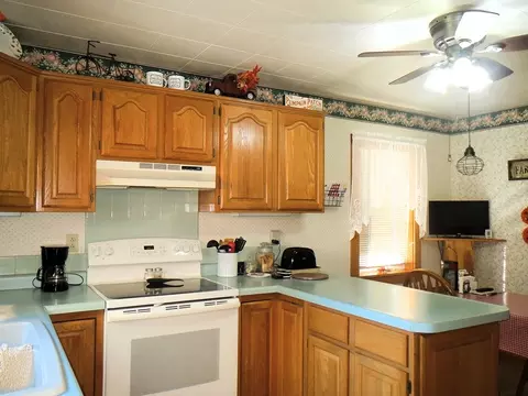 1027 Bluff Rd, Dixon, IL 61021 photo 8