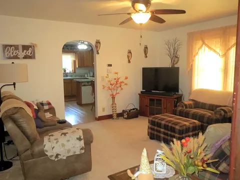 1027 Bluff Rd, Dixon, IL 61021 photo 6