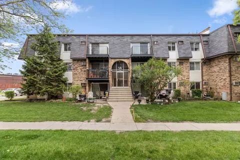 1 E Dundee Quarter Dr # A, Palatine, IL 60074