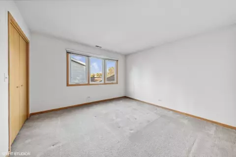 725 Gregor Ln, Wheeling, IL 60090 photo 15