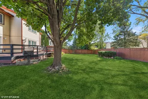 725 Gregor Ln, Wheeling, IL 60090 photo 23
