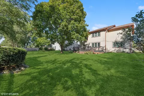 725 Gregor Ln, Wheeling, IL 60090 photo 22