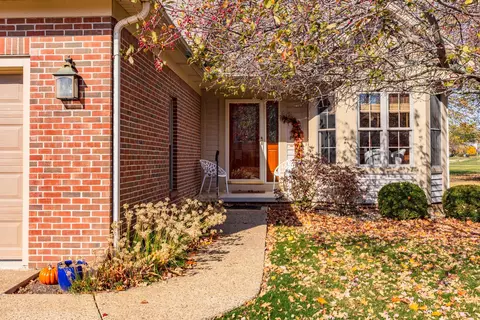 8 Alder Ct, Bloomington, IL 61704 photo 37