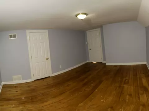 Bedroom - 2250 S 20th Ave, Broadview, IL 60155 photo 3 of 4