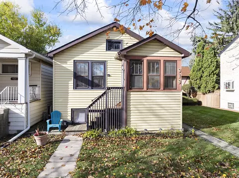 919 Hannah Ave, Forest Park, IL 60130