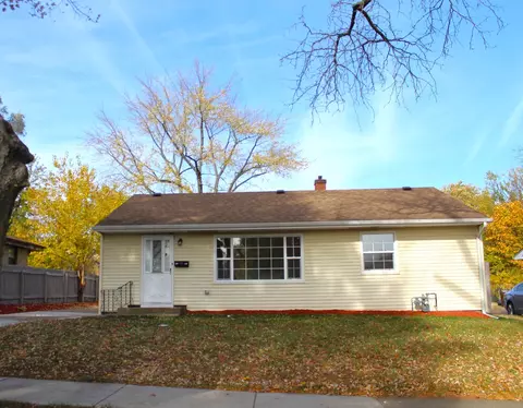 2015 Sherman Ave, Rockford, IL 61101