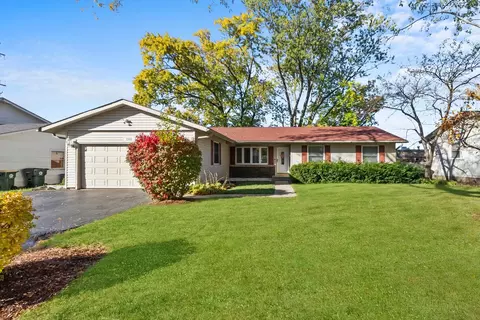 1380 Wasdale Ave, Elk Grove Village, IL 60007