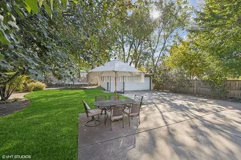 129 Barrypoint Rd, Riverside, IL 60546 photo 35