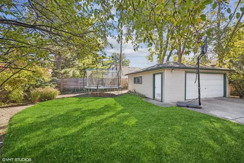 129 Barrypoint Rd, Riverside, IL 60546 photo 36