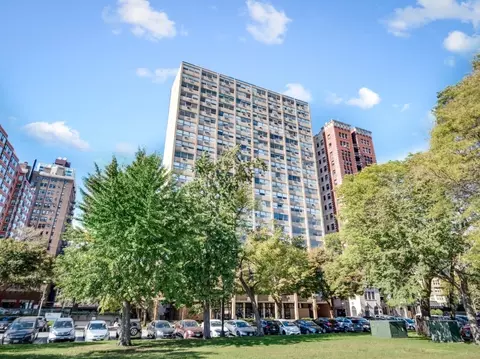 5532 S South Shore Dr #7E, Chicago, IL 60637