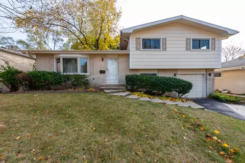 2621 Brnot Ave, Waukegan, IL 60087