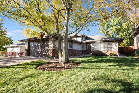 0 N014 Beverly St, Wheaton, IL 60187
