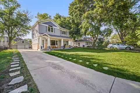 4408 Center Ave, Lisle, IL 60532