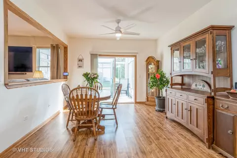 21630 W Empress Ln, Plainfield, IL 60544 photo 4