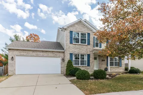 2805 Longmeadow Ln, Bloomington, IL 61704