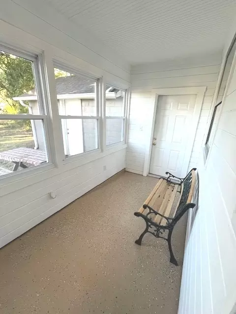 Exterior - 415 W 9th St, Dixon, IL 61021 photo 3 of 4