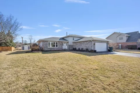 700 W Michigan Rd, New Lenox, IL 60451
