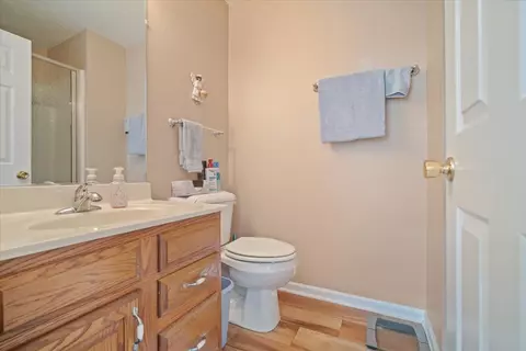 Bath - 107 N Blair Dr #20, Normal, IL 61761 photo 1 of 2