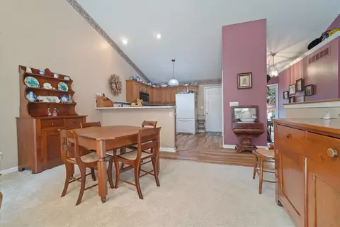 Dining - 107 N Blair Dr #20, Normal, IL 61761 photo 2 of 2